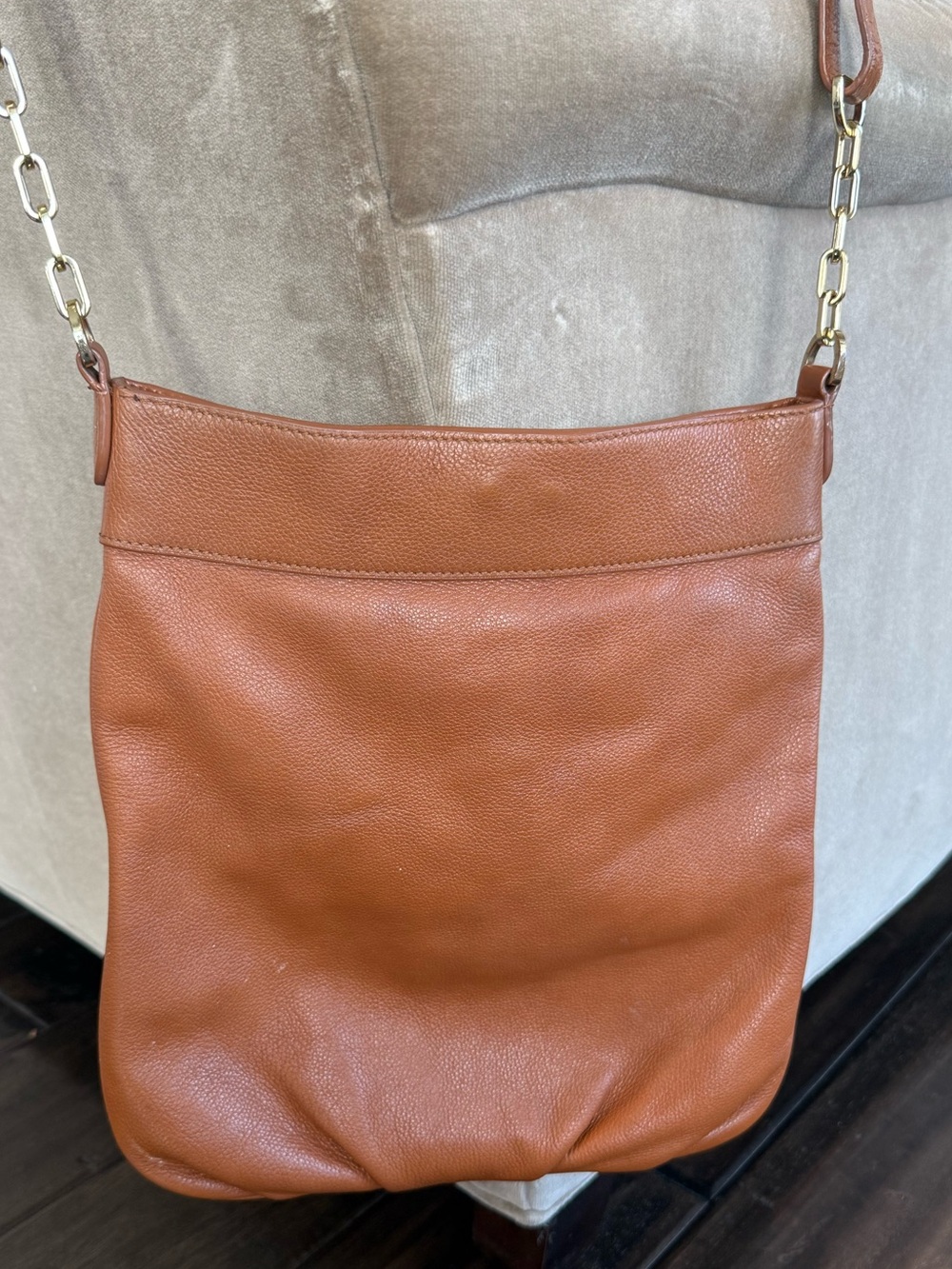 Tory Burch Tan Leather Shoulder Bag with Gold & Leather Chain Strap - Picture 2 of 10